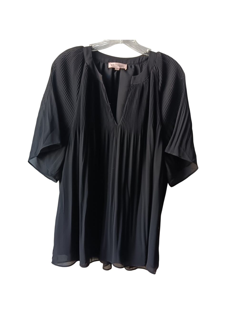 Philosophy Top Women's 1X Black Sheer Lined Short Sleeves V-Neck Ribbing EUC
